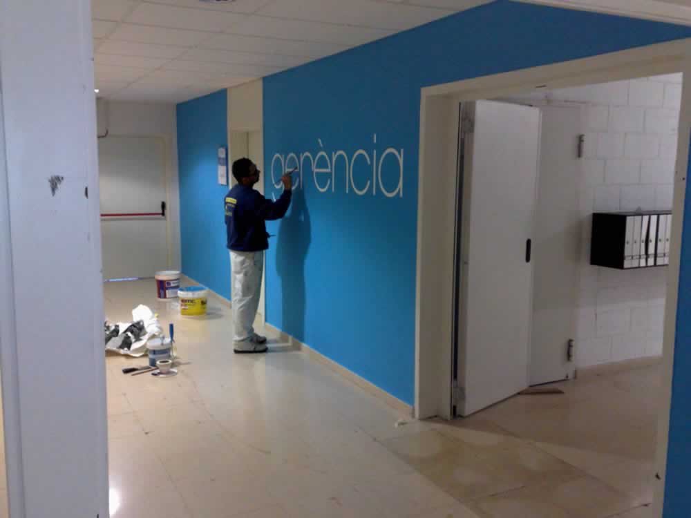 Aplicación de pintura en Comercios