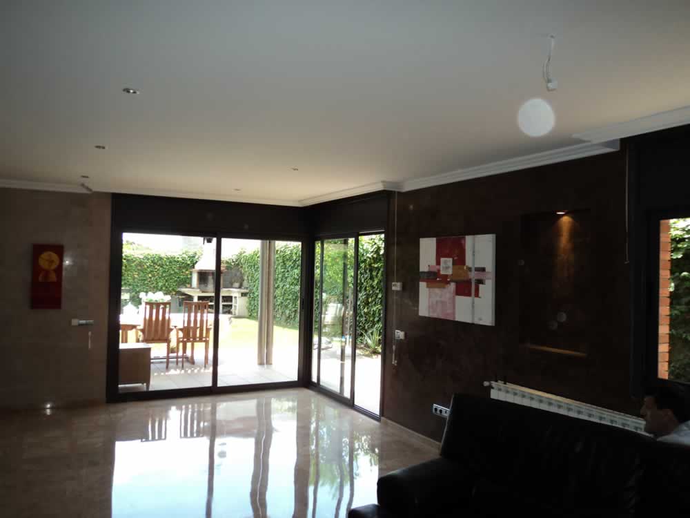 Aplicación de pintura en interiores